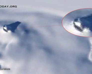 Crashed UFO Found In Antarctica