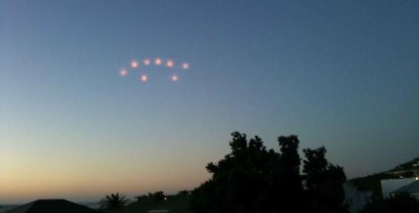 8 red ufo points