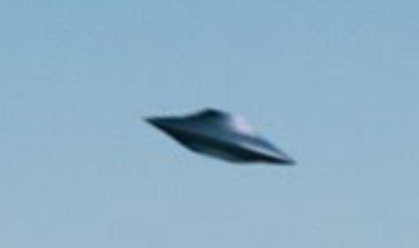 real close ufo picture